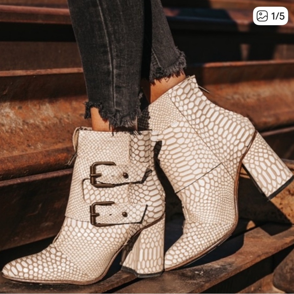 Freebird by Steven Bond White Snake